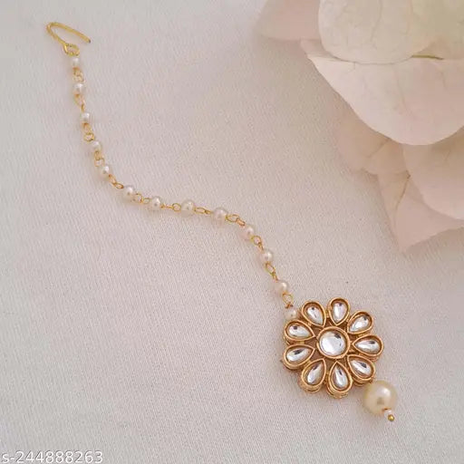 mery Craft Round Shape Flower Style Cute Kundan Maangtikka For Girls And Women