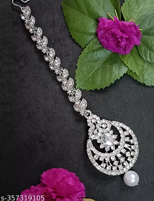 Traditional Stylish Mangtika