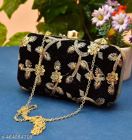 Embroidery bridal clutch