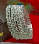 Amritiya Bangles set